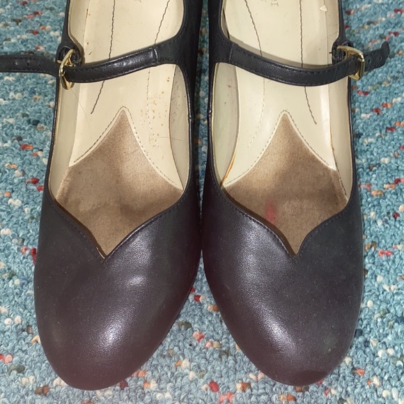 Naturalizer Heels - Picture 5 of 5